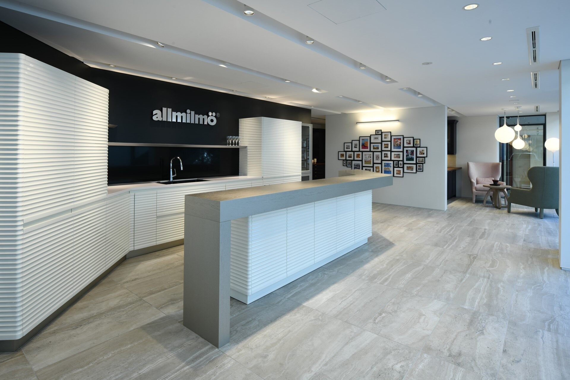 ドイツ製高級システムキッチン「allmilmö(アルミルモ)」